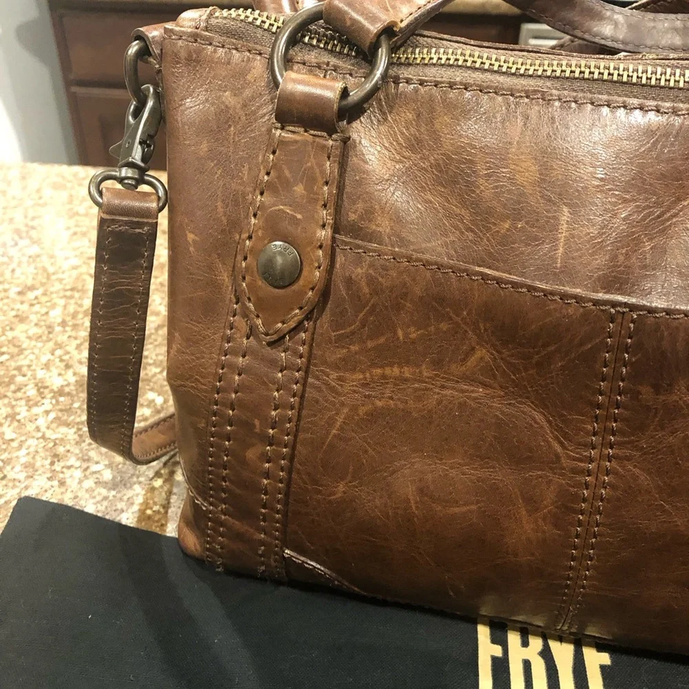 NWOT Frye Washed Leather Bag - Picture 3 of 10